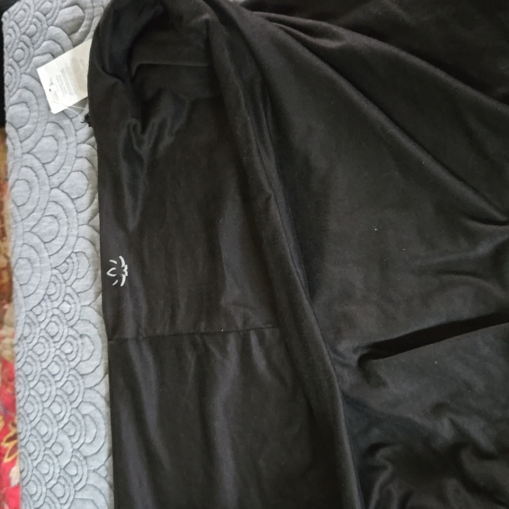 Beyond Yoga pocket infinity scarf, new with tags